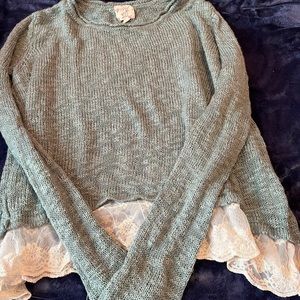 Hippie Rose blue/green sweater with lace bottom